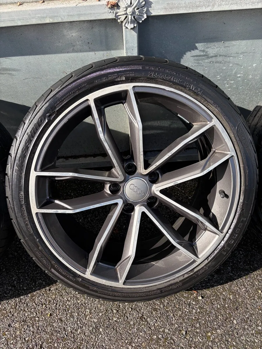 19 inch Audi S line wheels - Image 2