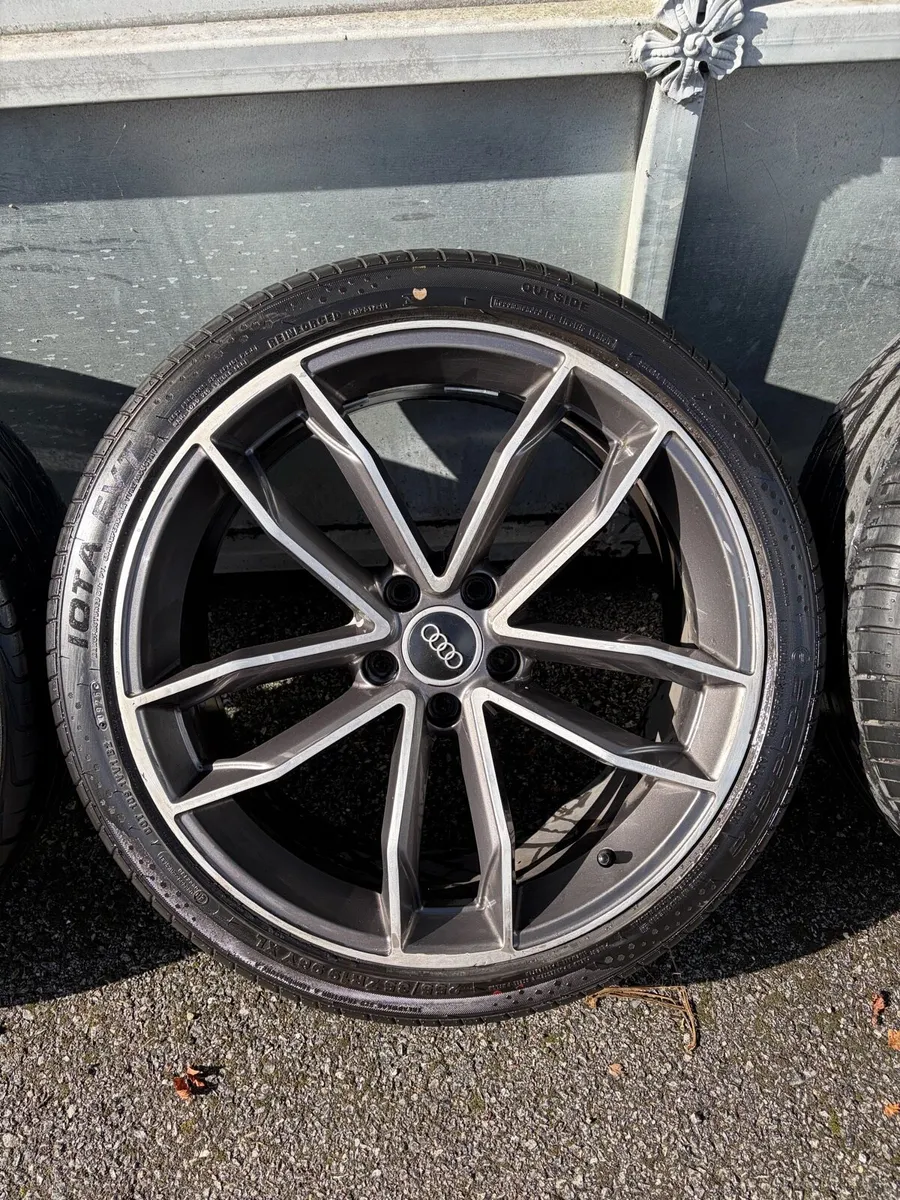 19 inch Audi S line wheels - Image 3