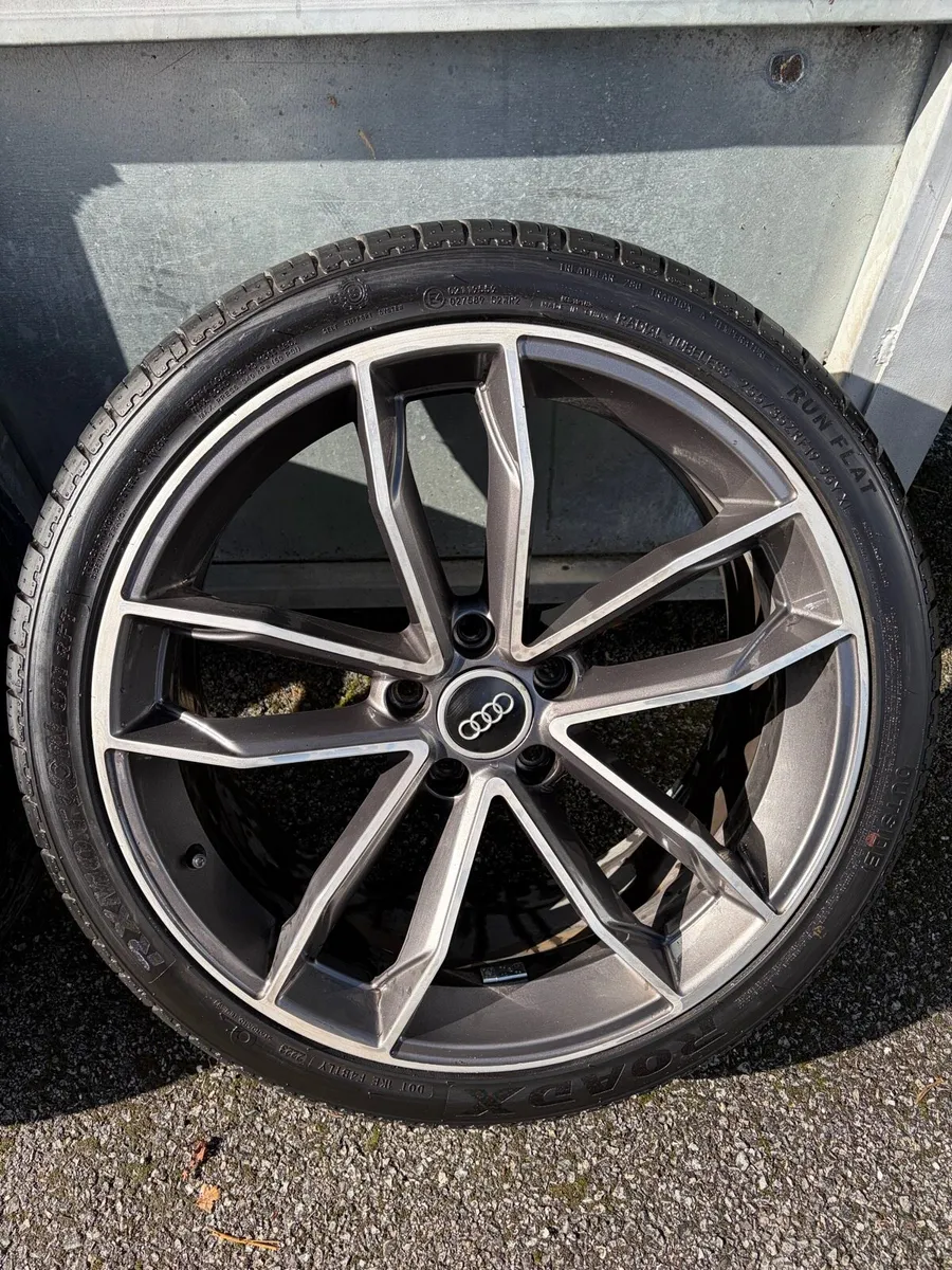 19 inch Audi S line wheels - Image 4