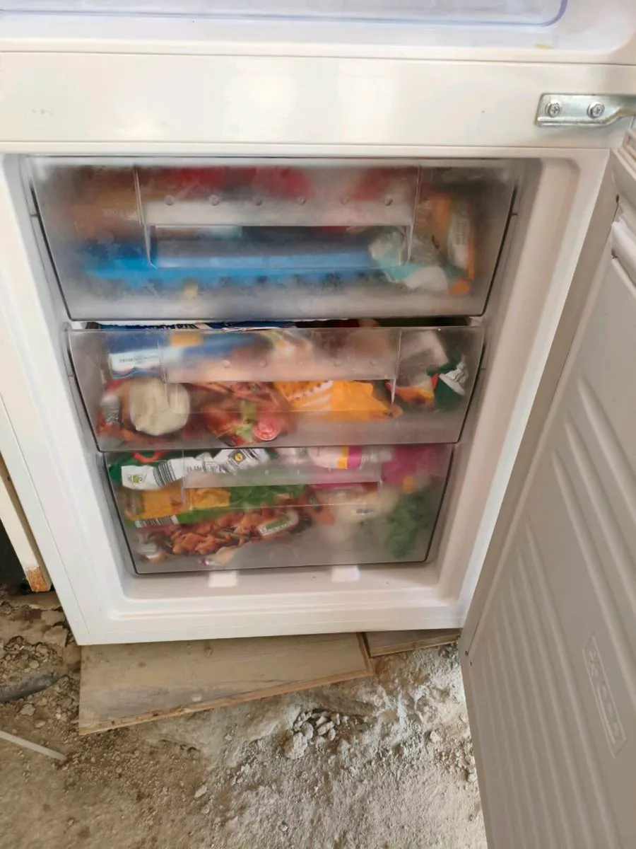 Candy fridge freezer - Image 3