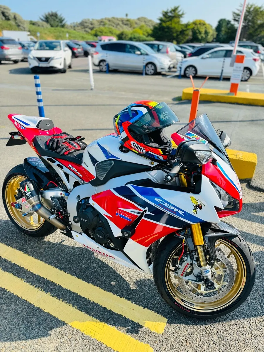 Honda Cbr 1000rr sp - Image 4