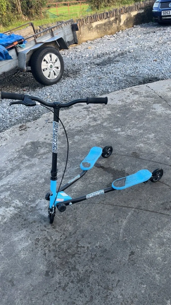 2 Flickers for sale read add - Image 1