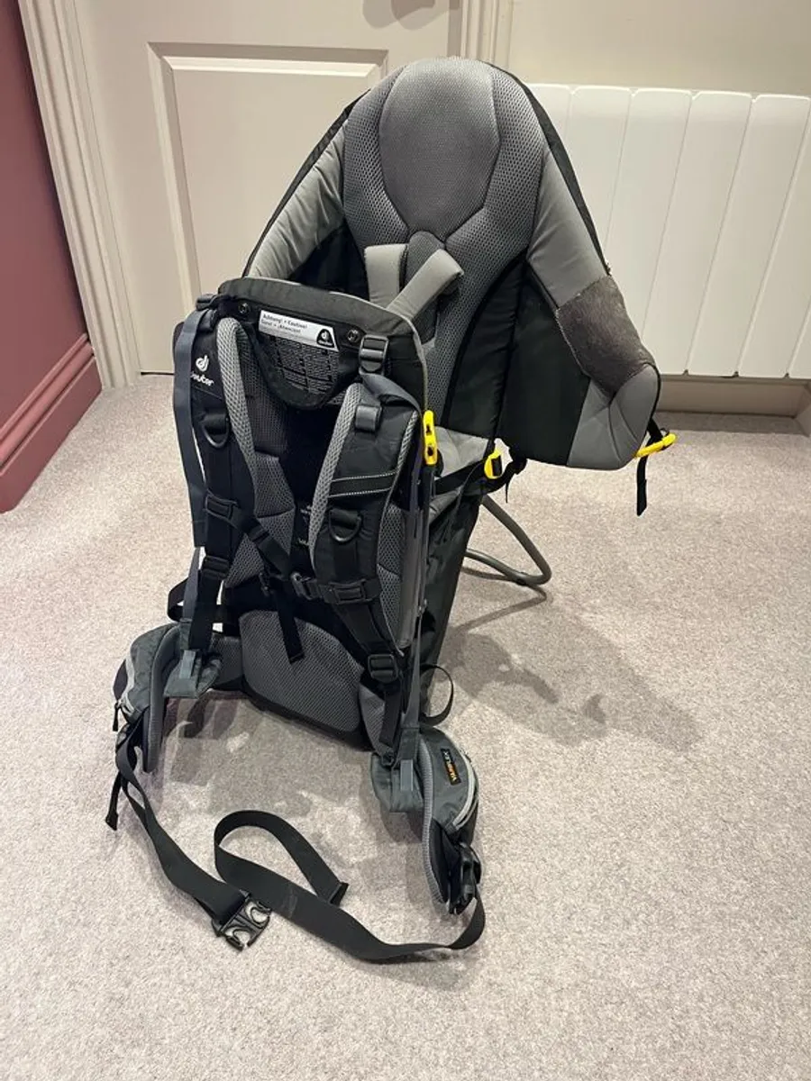 Deuter - child hiking back pack - Image 1