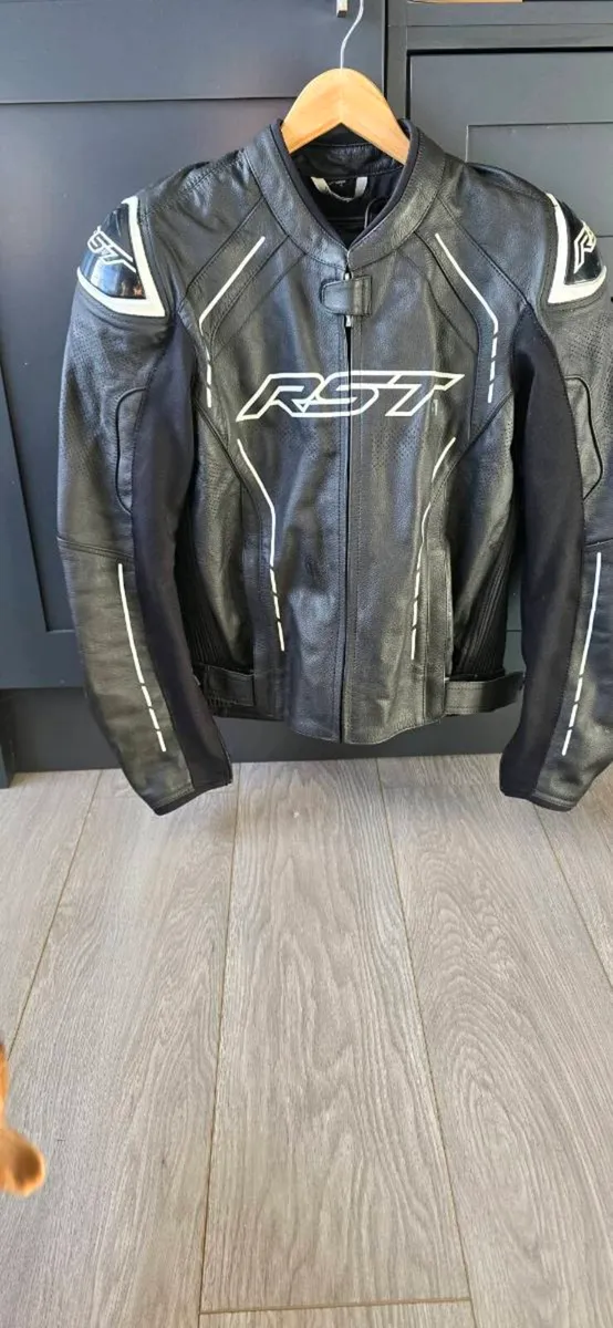 Motorbike Jacket & Gloves - Image 1