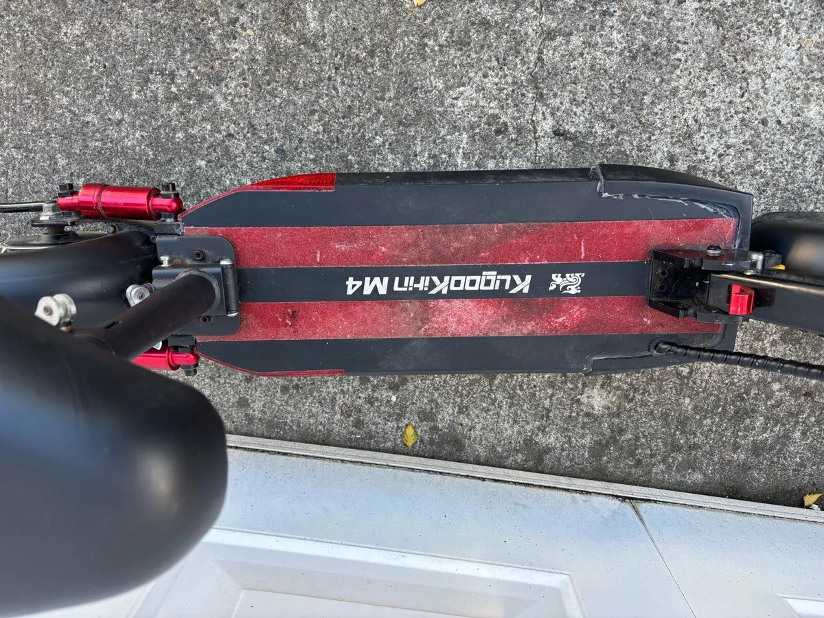 Kukirin M4 Electric Scooter - Image 4