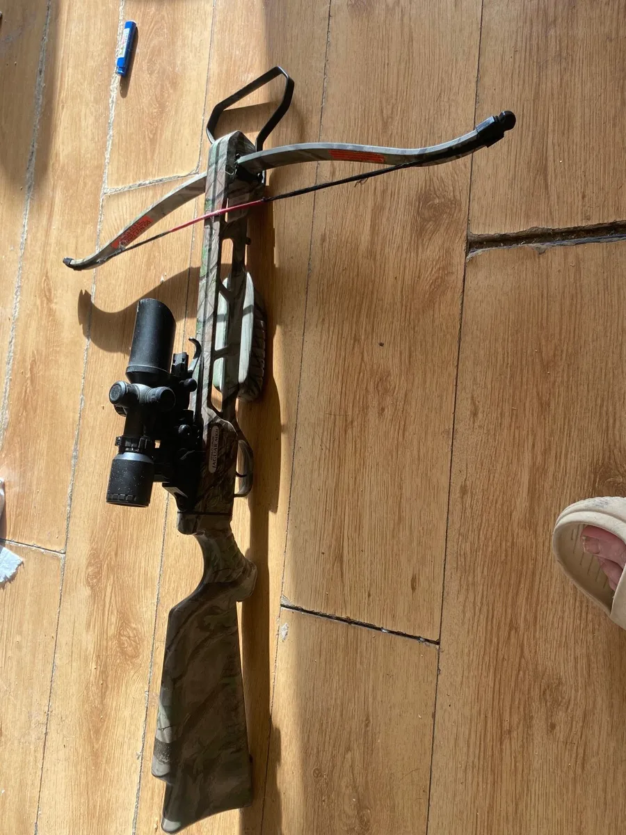 Anglo Arms Jaguar 175lb Recurve Crossbow Kit - Image 4