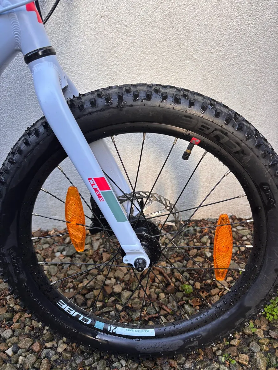 Cube Acid Race 200 - 20” Kids Mountain Bike - Image 2