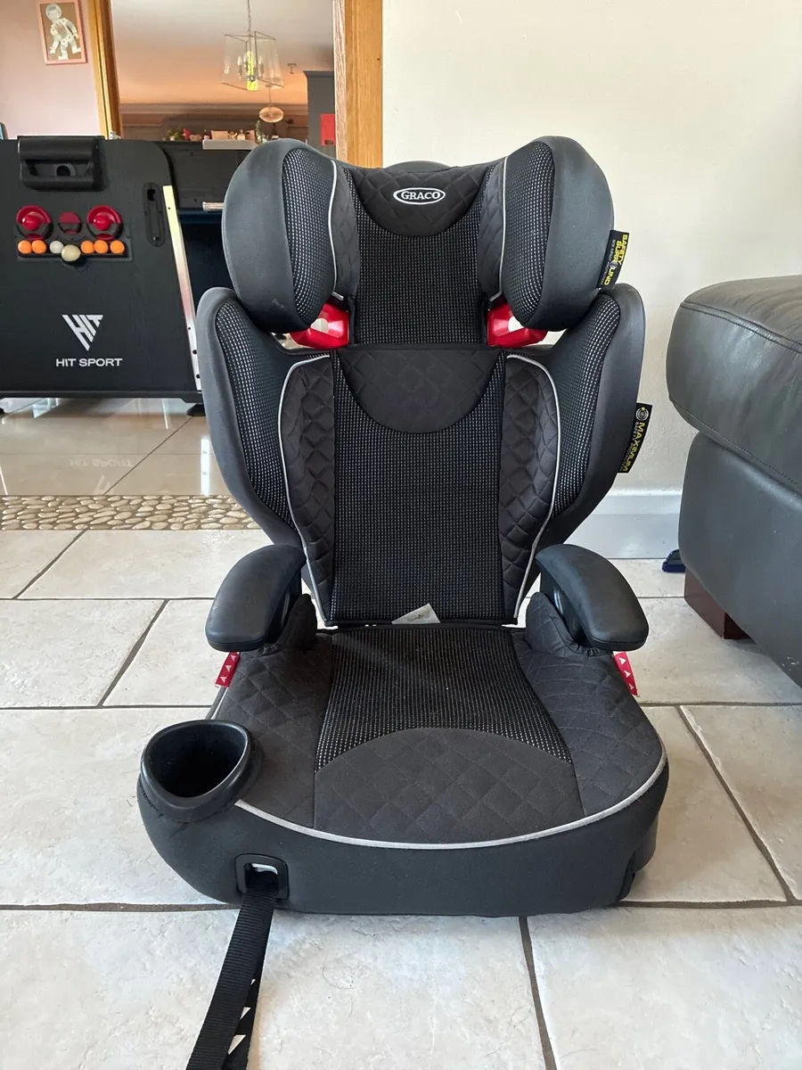 Graco Affix Car Seat - Image 1