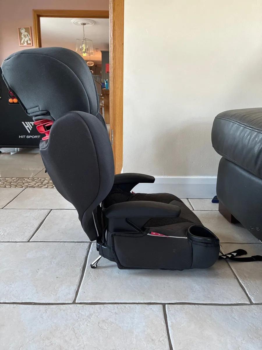 Graco Affix Car Seat - Image 3