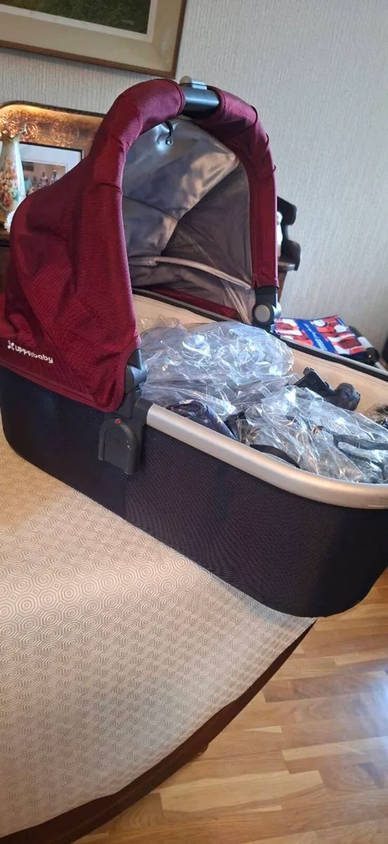 Pram and push chair - Image 1