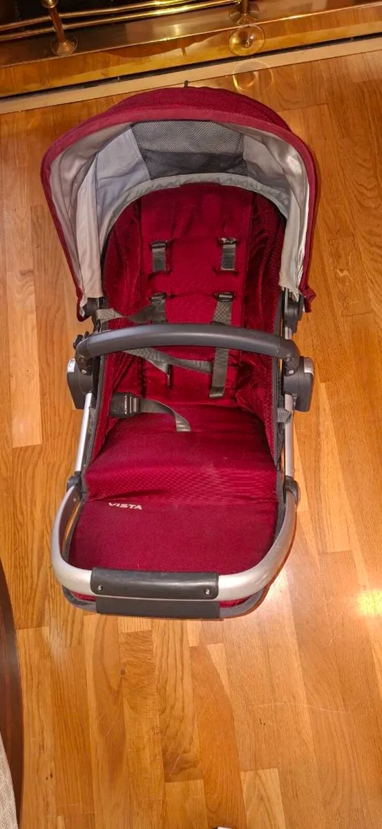 Pram and push chair - Image 2