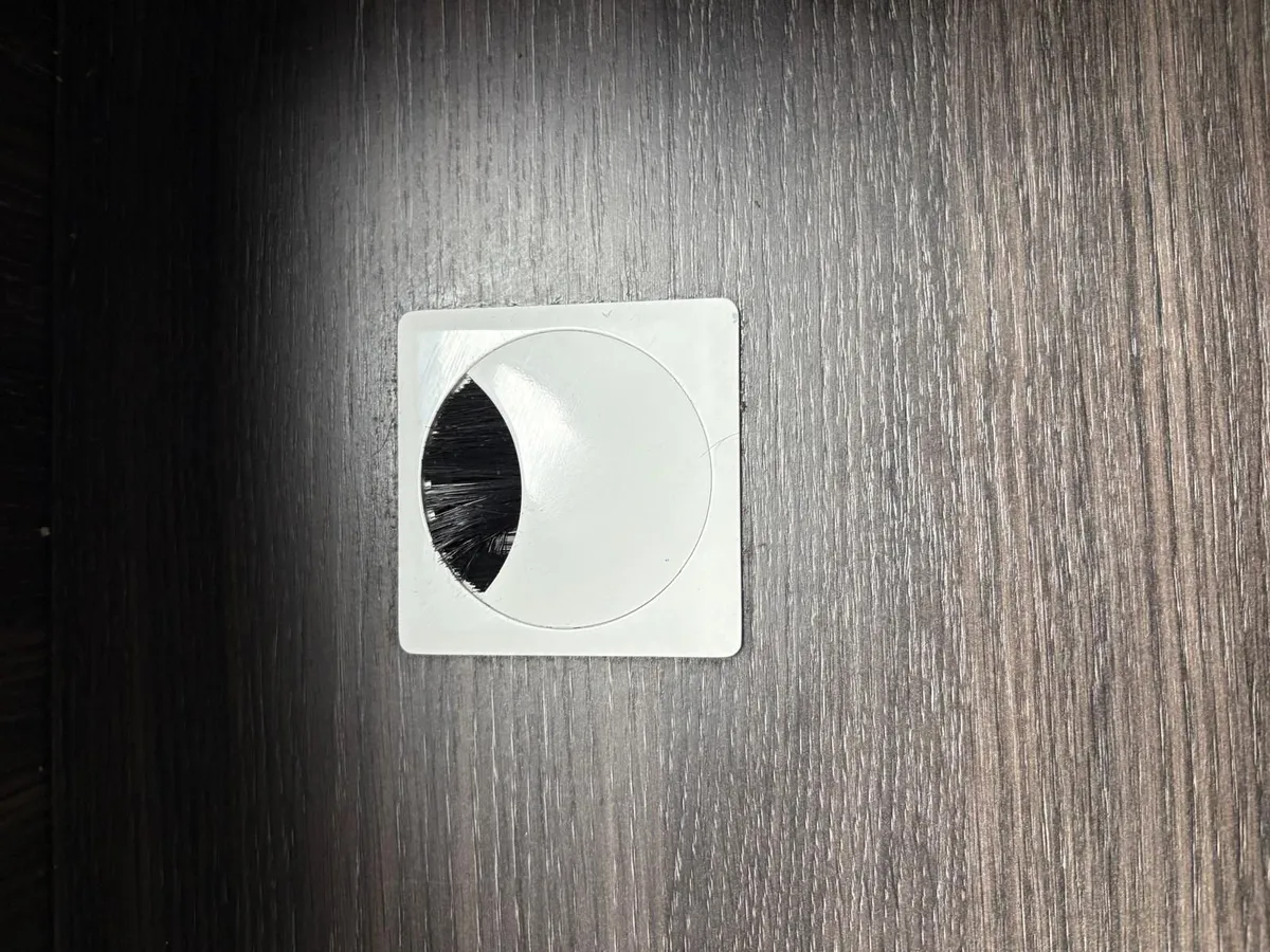 Large Modern Reception Counter – Office / Salon - Image 4