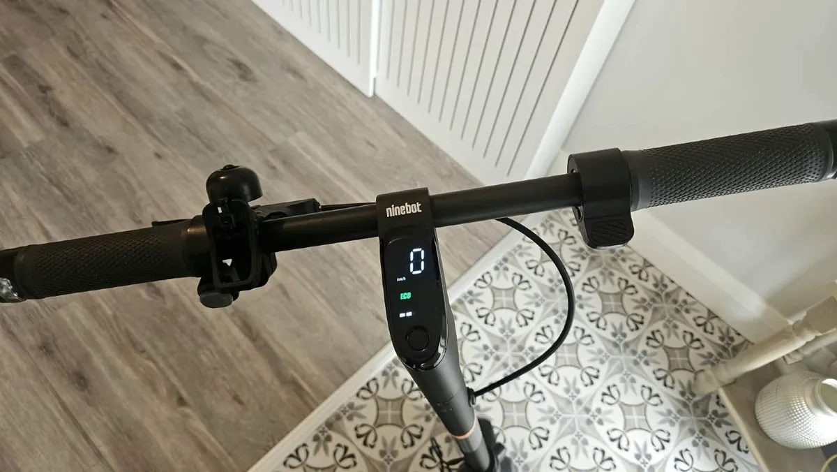 Ninebot Kick scooter for sale - Image 3