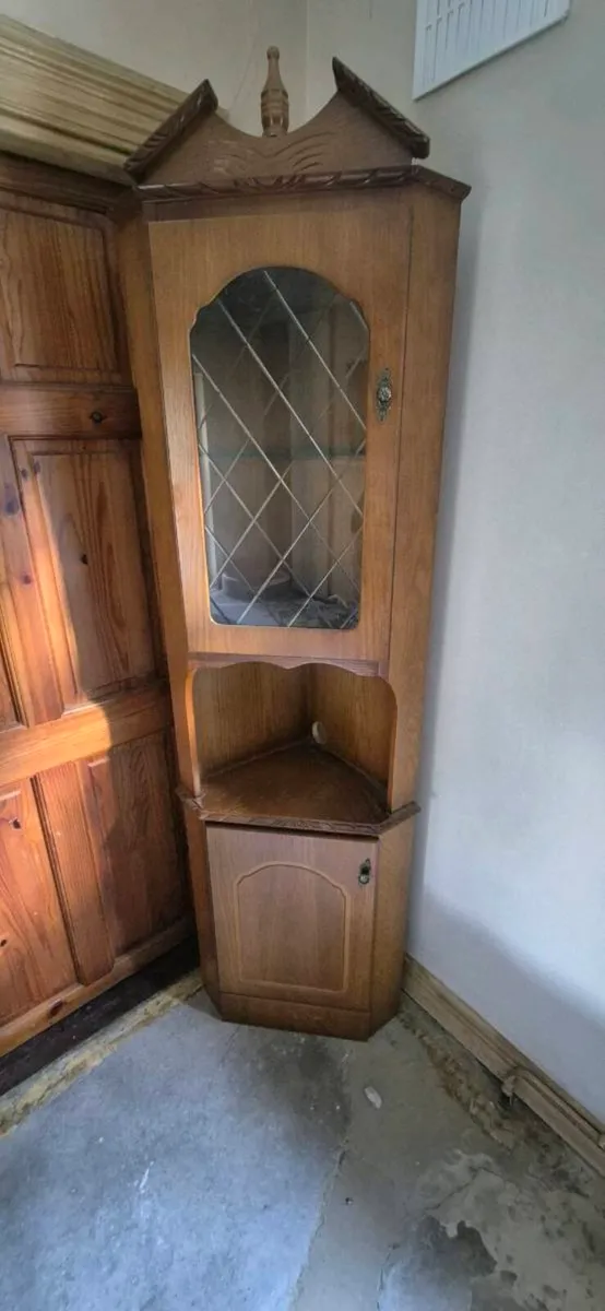 Corner Cabinet - Image 1