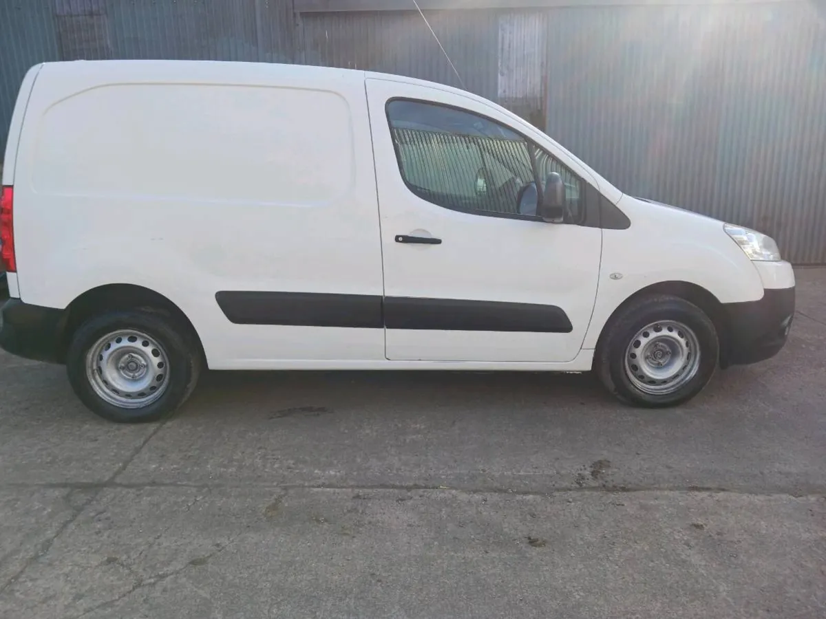 I buy all vans with or without test - Image 3