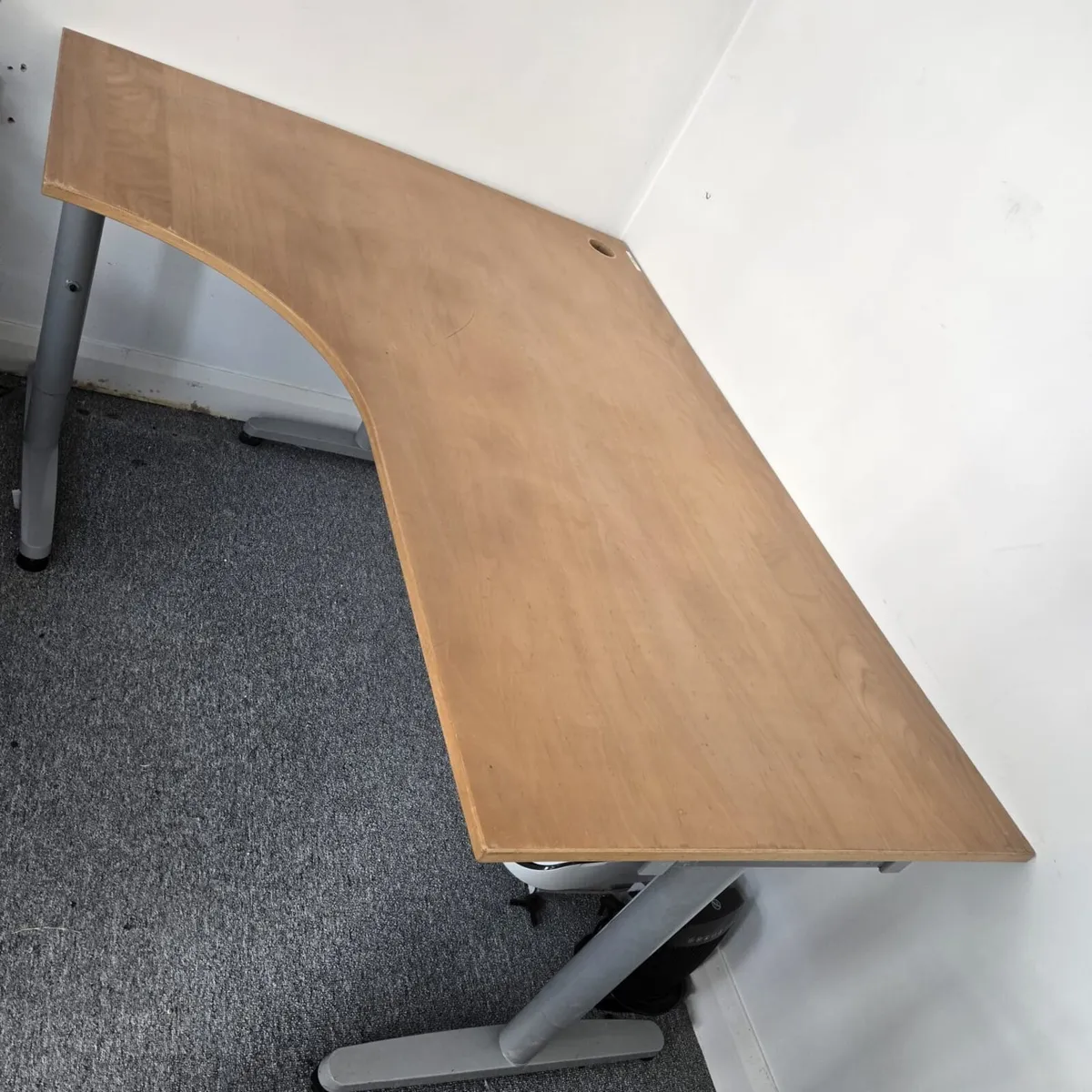 Desk free of charge - Image 3