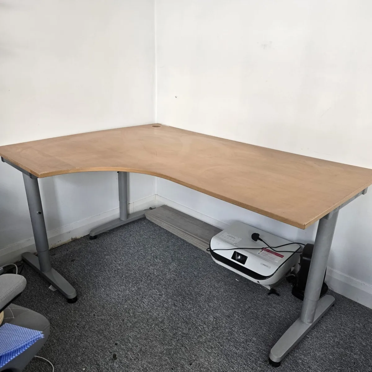 Desk free of charge - Image 4