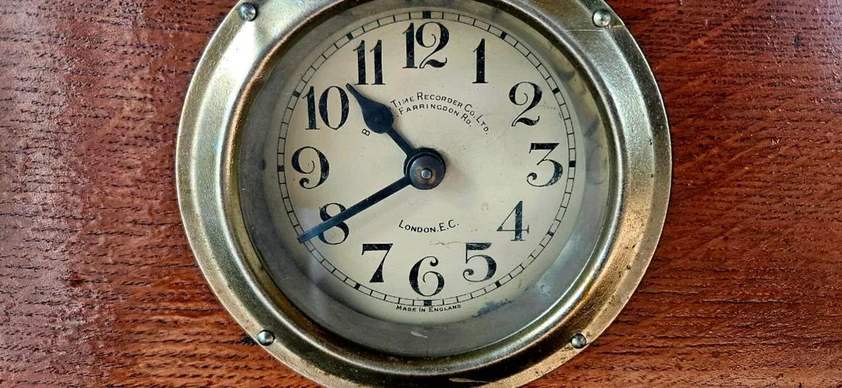 ANTIQUE CLOCK - Image 3