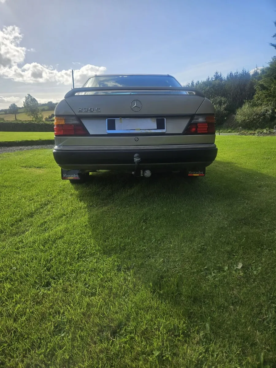 Mercedes - Image 4