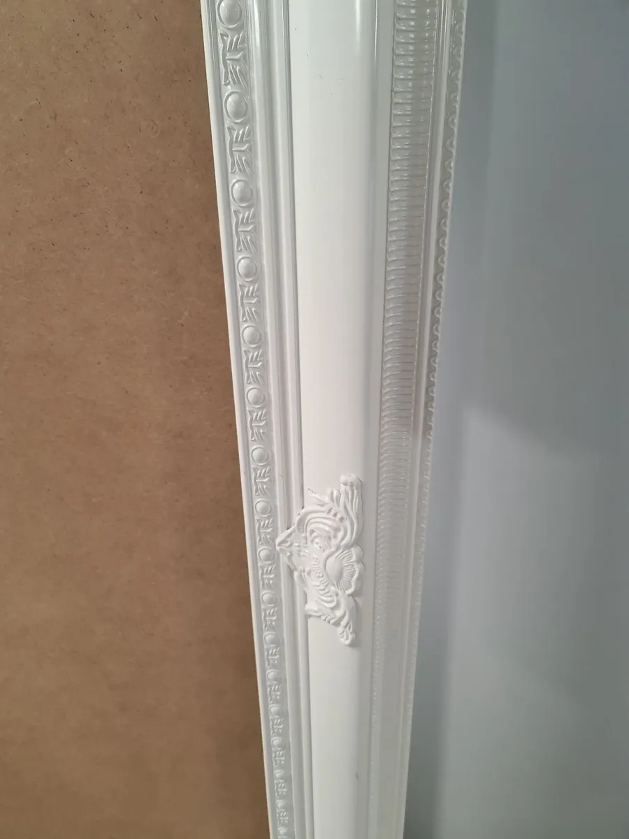 Large White Ornate Picture / Mirror Frame - Image 4