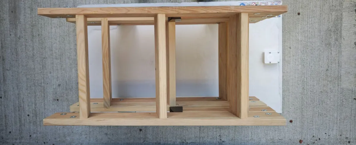 Attic ladder - Image 1
