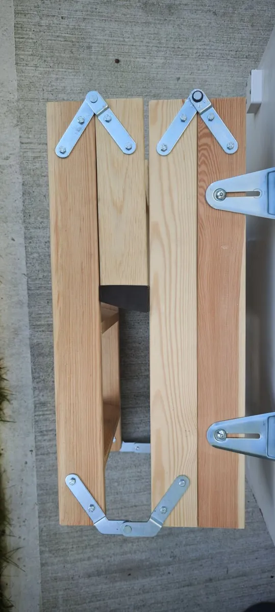 Attic ladder - Image 2