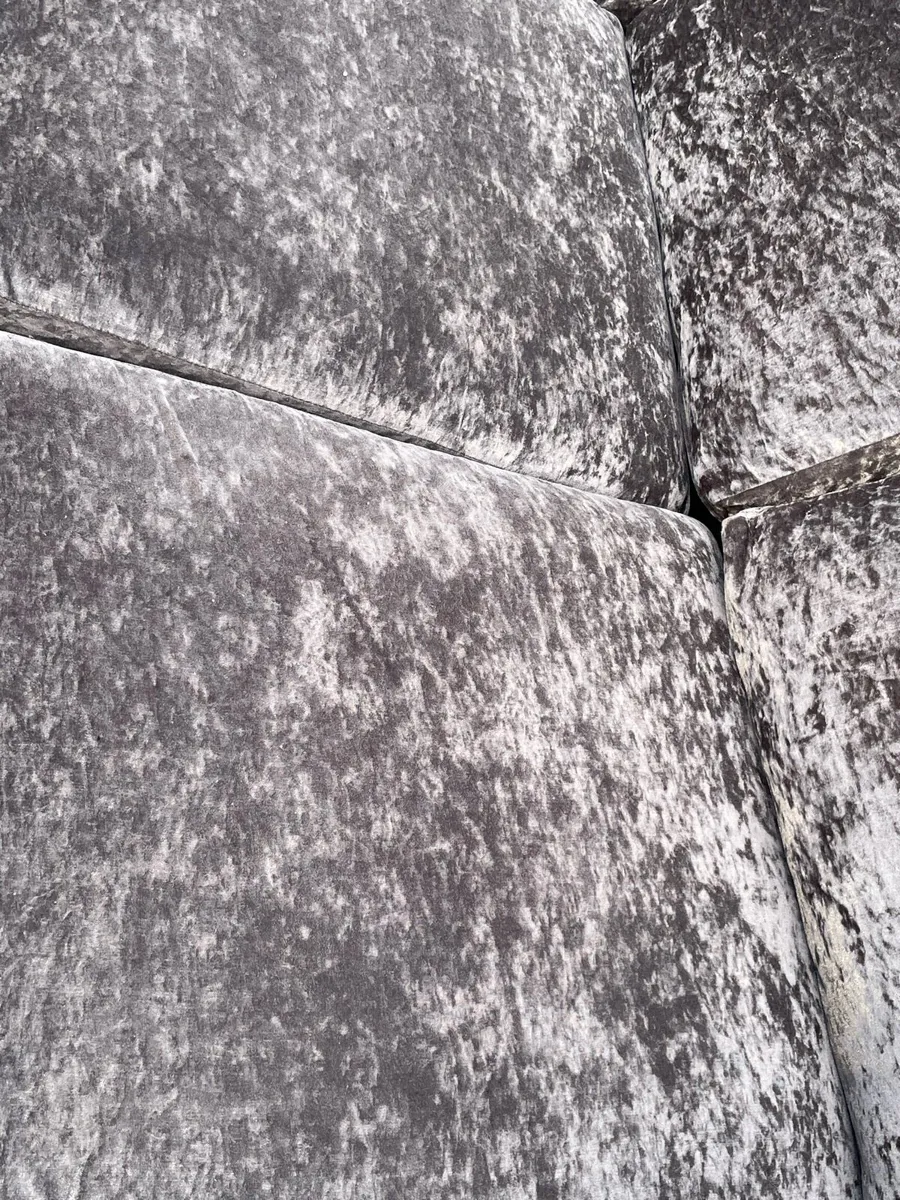 Velvet grey corner sofa - Image 2