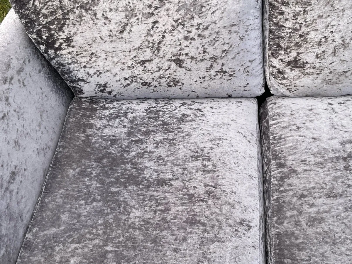 Velvet grey corner sofa - Image 3