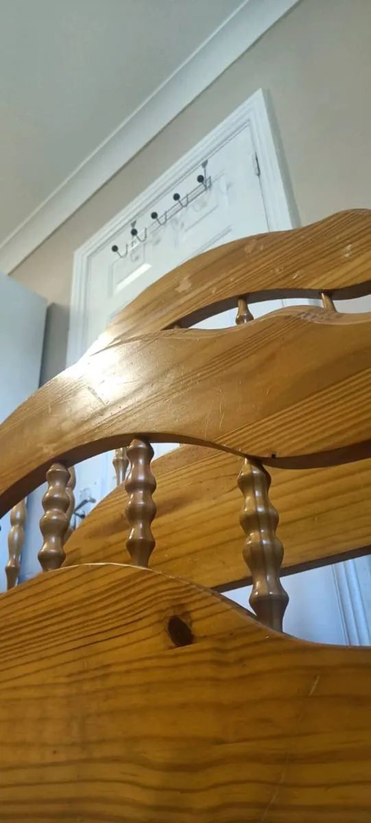 Bed frame - Image 1