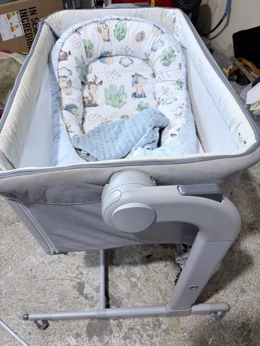 Baby crib - Image 1