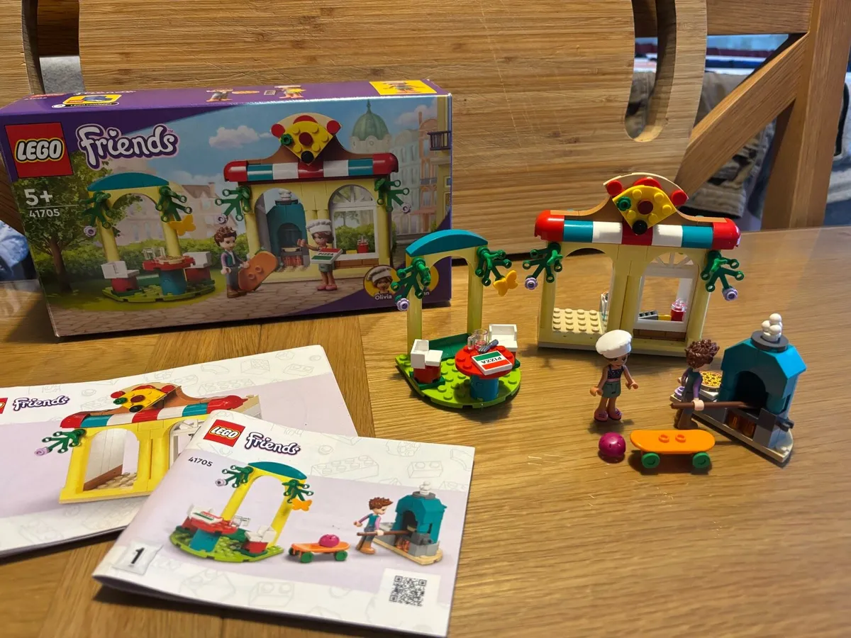 Lego Friends 3 sets - Image 3