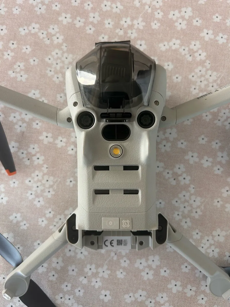 DJI Mini 4 Pro Fly More Combo - Image 4
