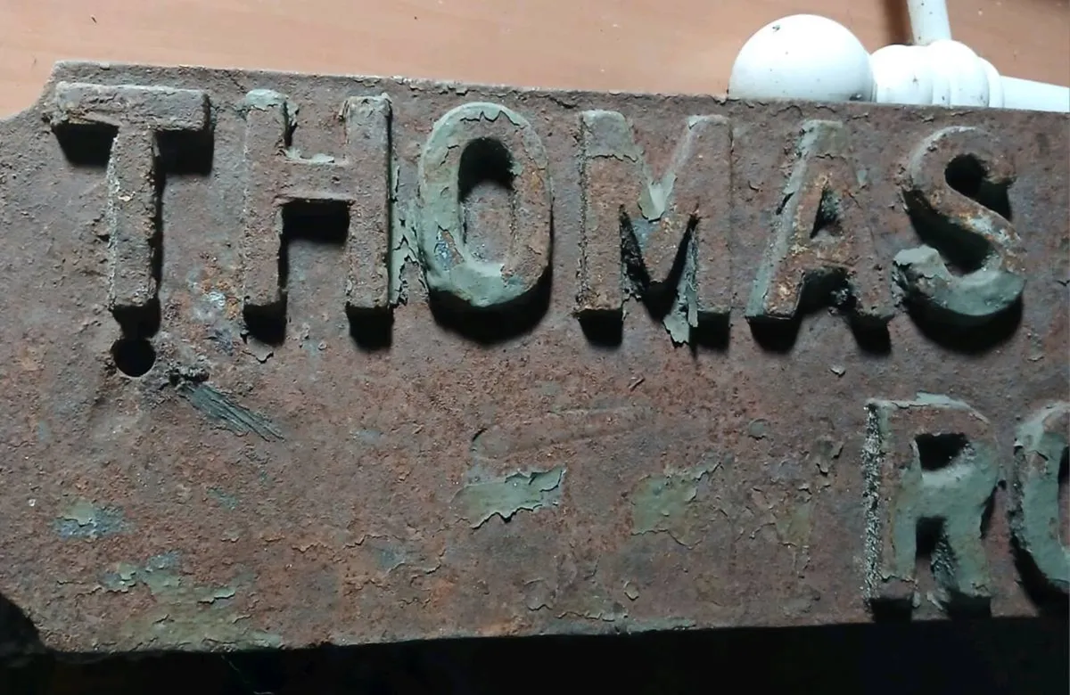 Huge solid cast iron name plate - Image 2
