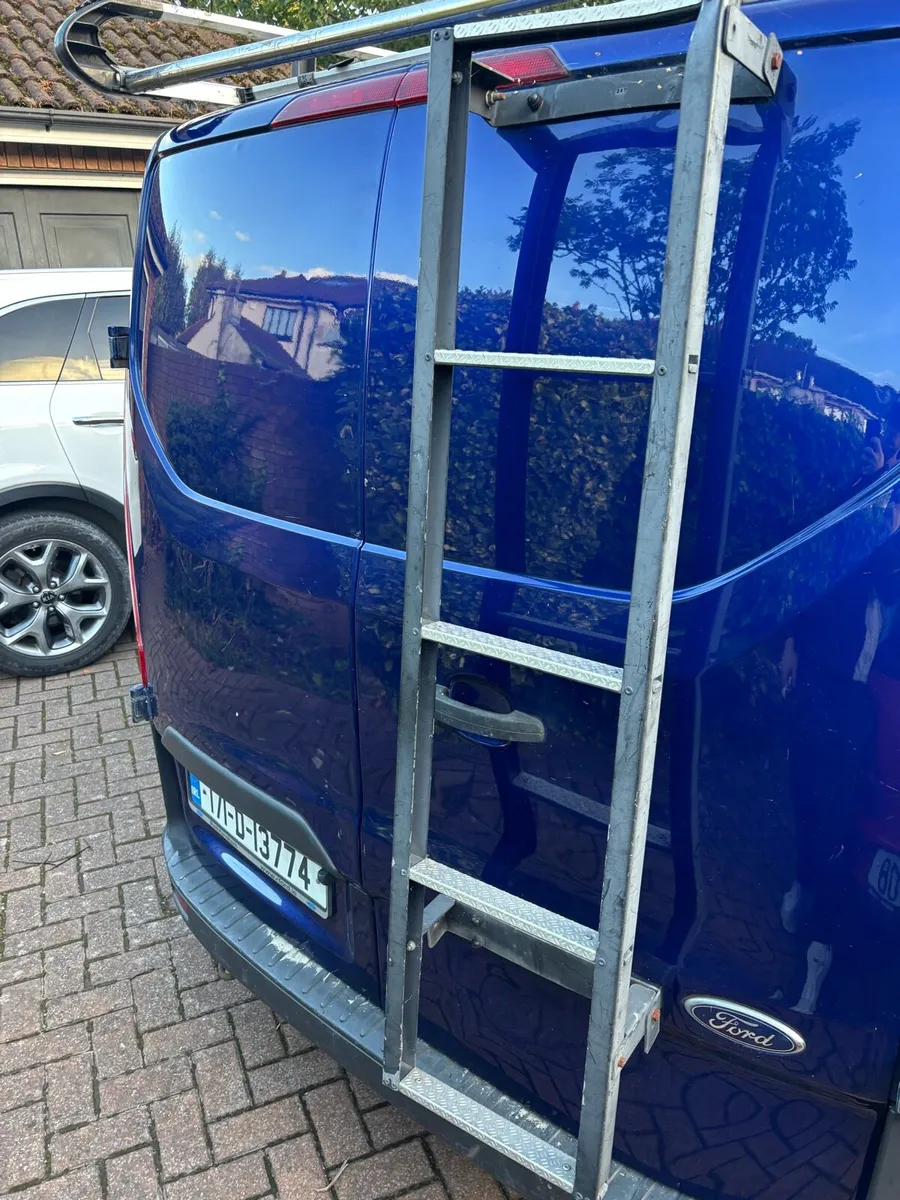 2017 Ford Transit Custom SWB - Image 2