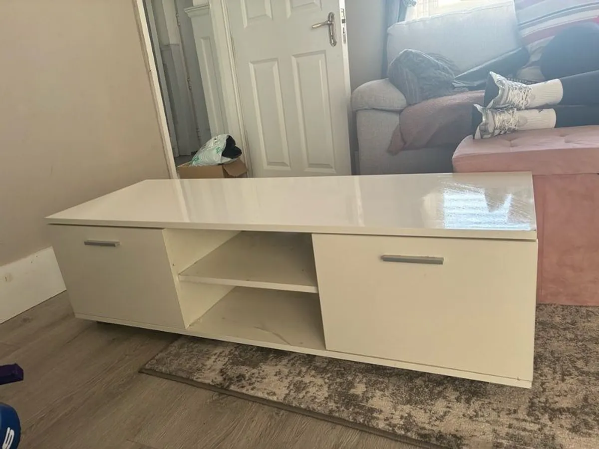 tv unit - Image 2