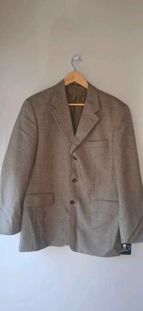 Men's suit jacket - Image 1