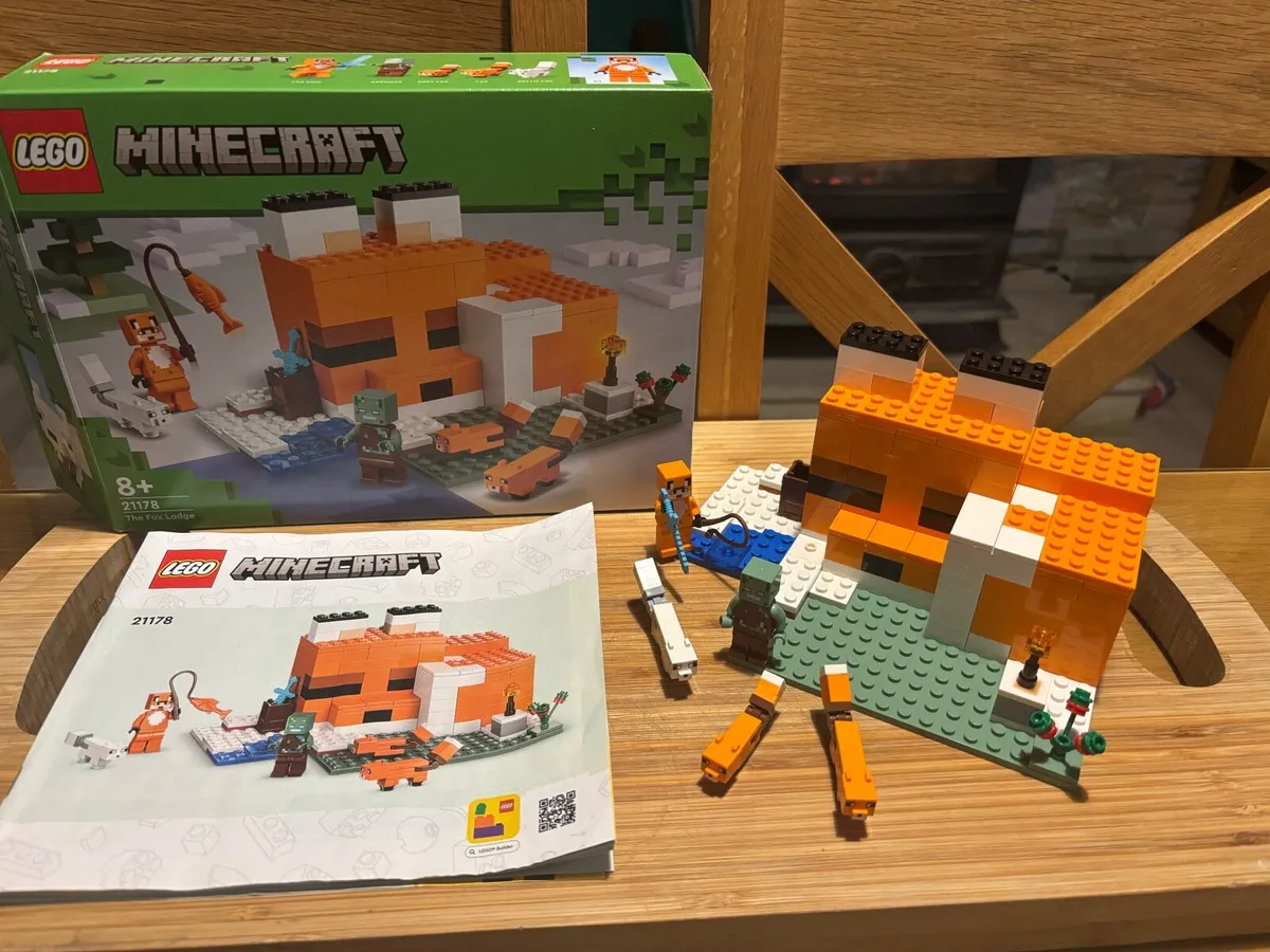 Lego Minecraft 2 sets - Image 2