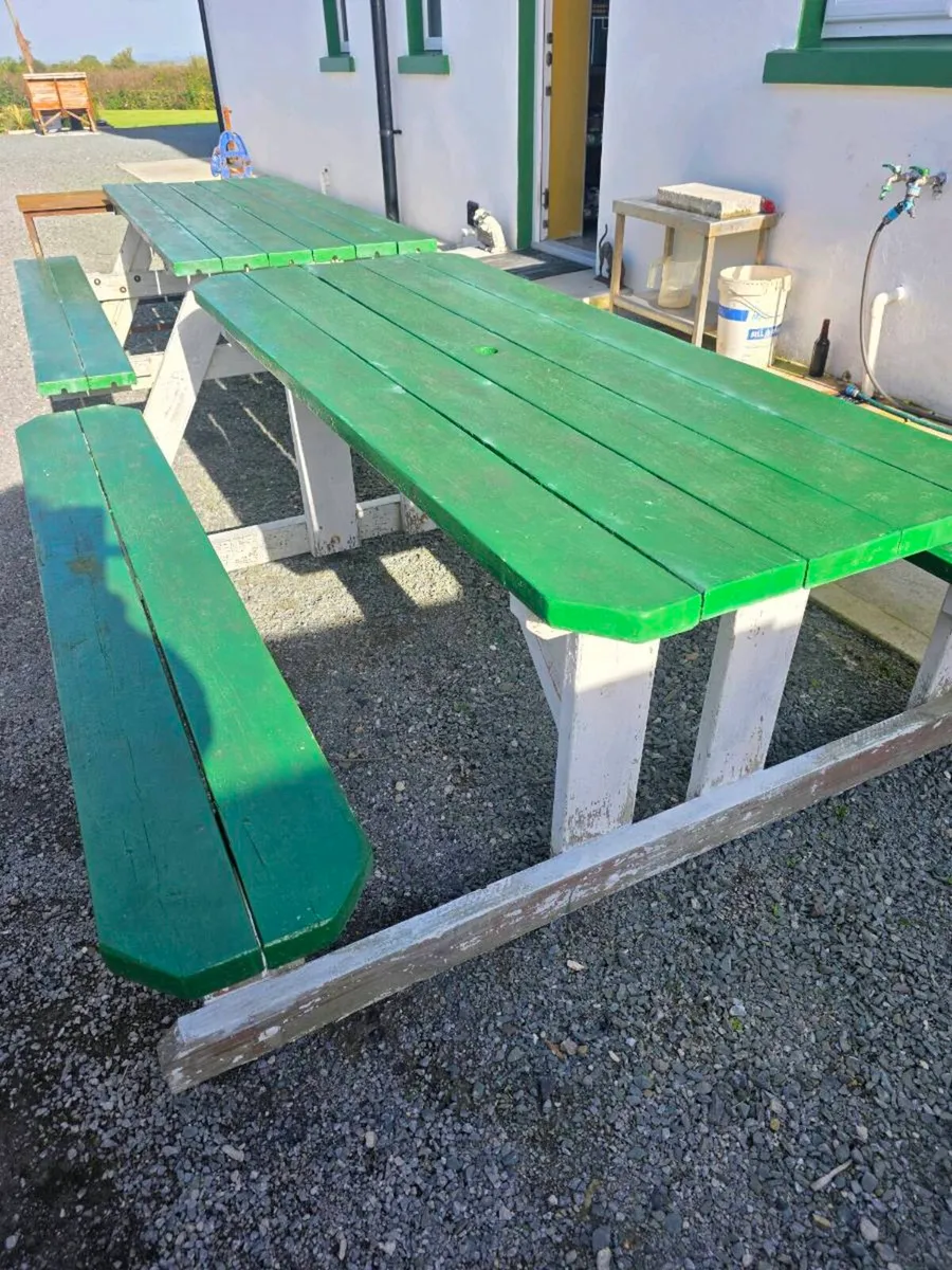 Garden benches - Image 1