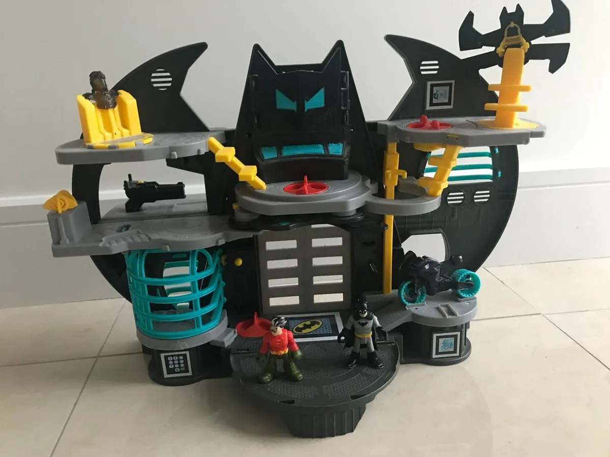 Imaginext Batman Batcave Toy - Image 4