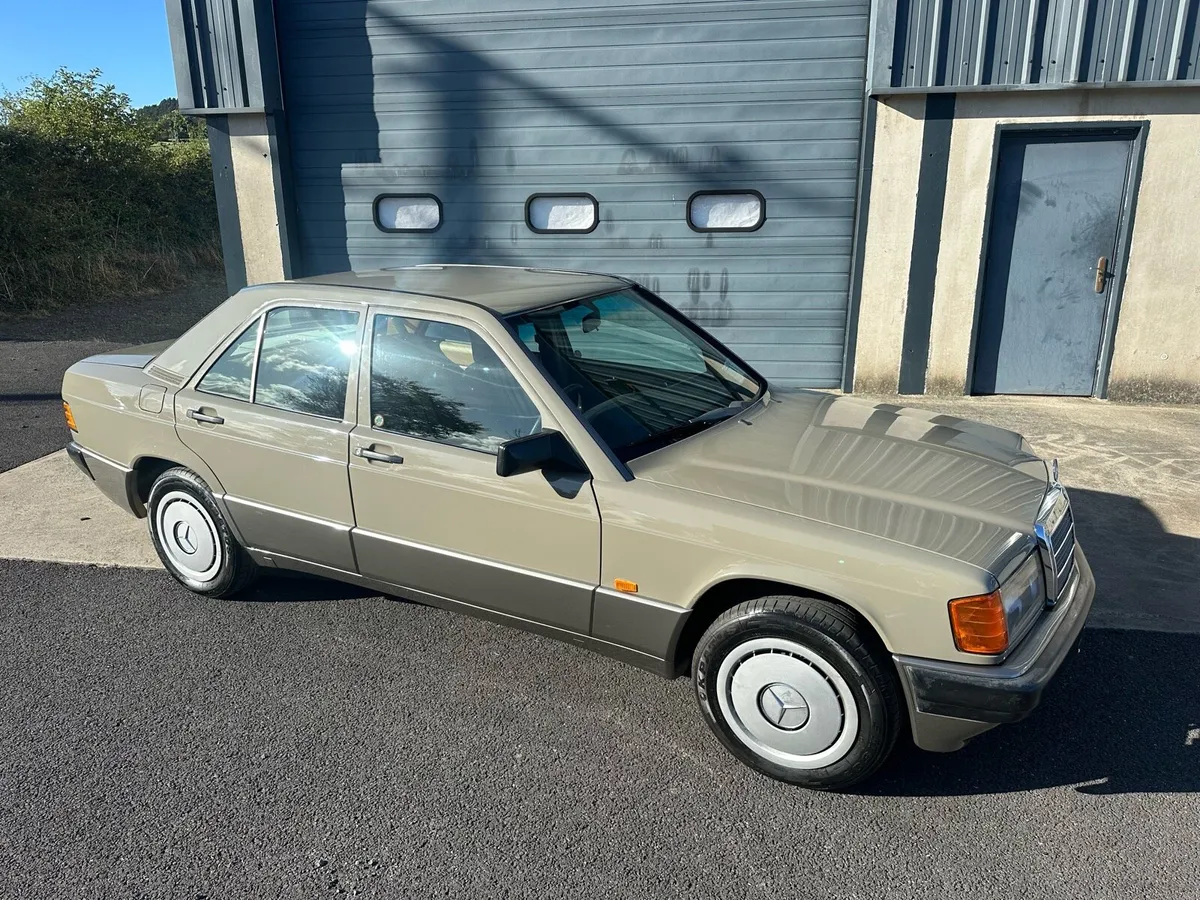 Mercedes 190E 2.0 - Image 1
