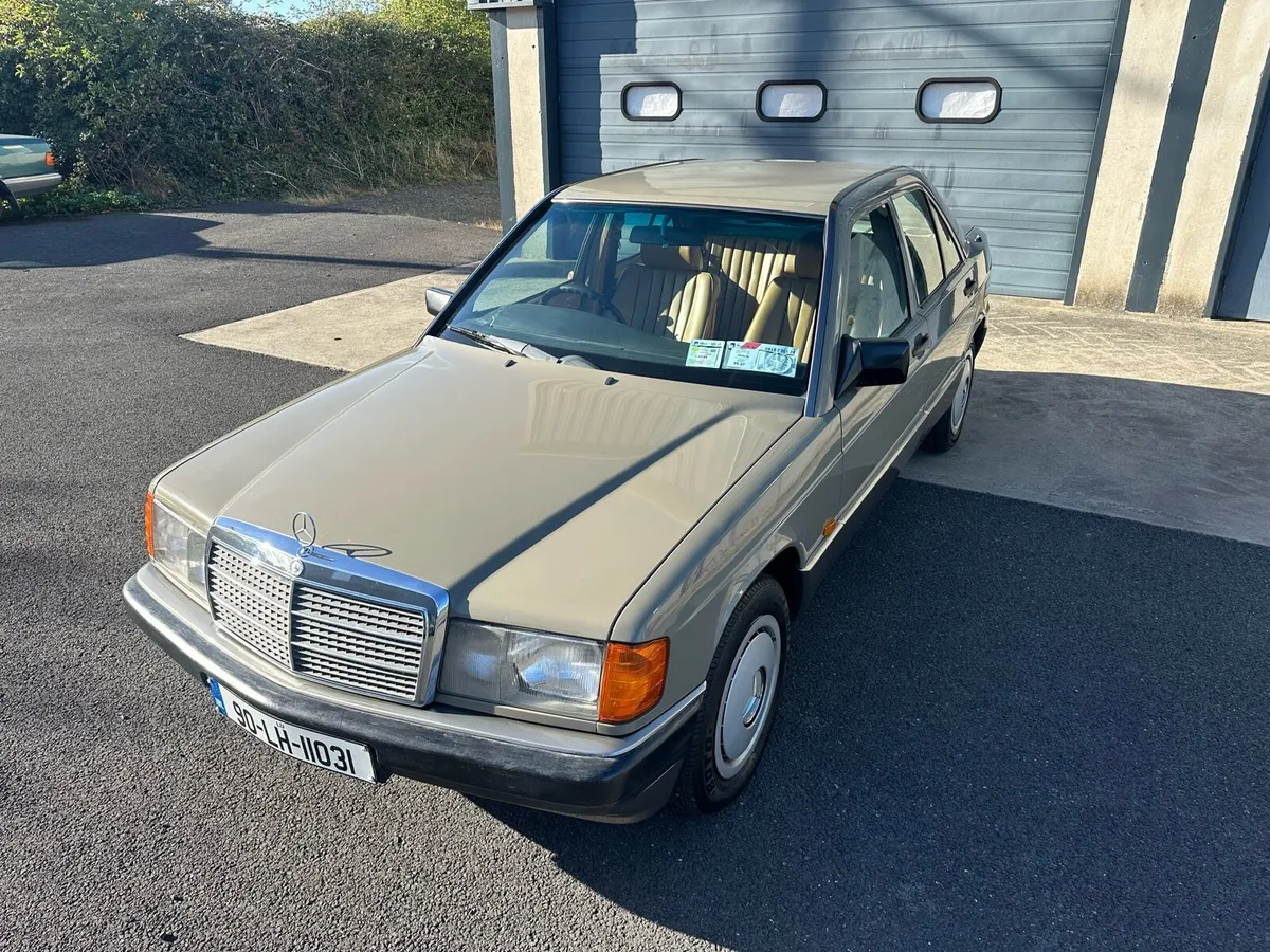 Mercedes 190E 2.0 - Image 3