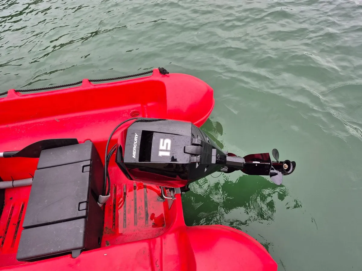 3.1M Whaly, Centre Console, 15HP, Fast boat - Image 2
