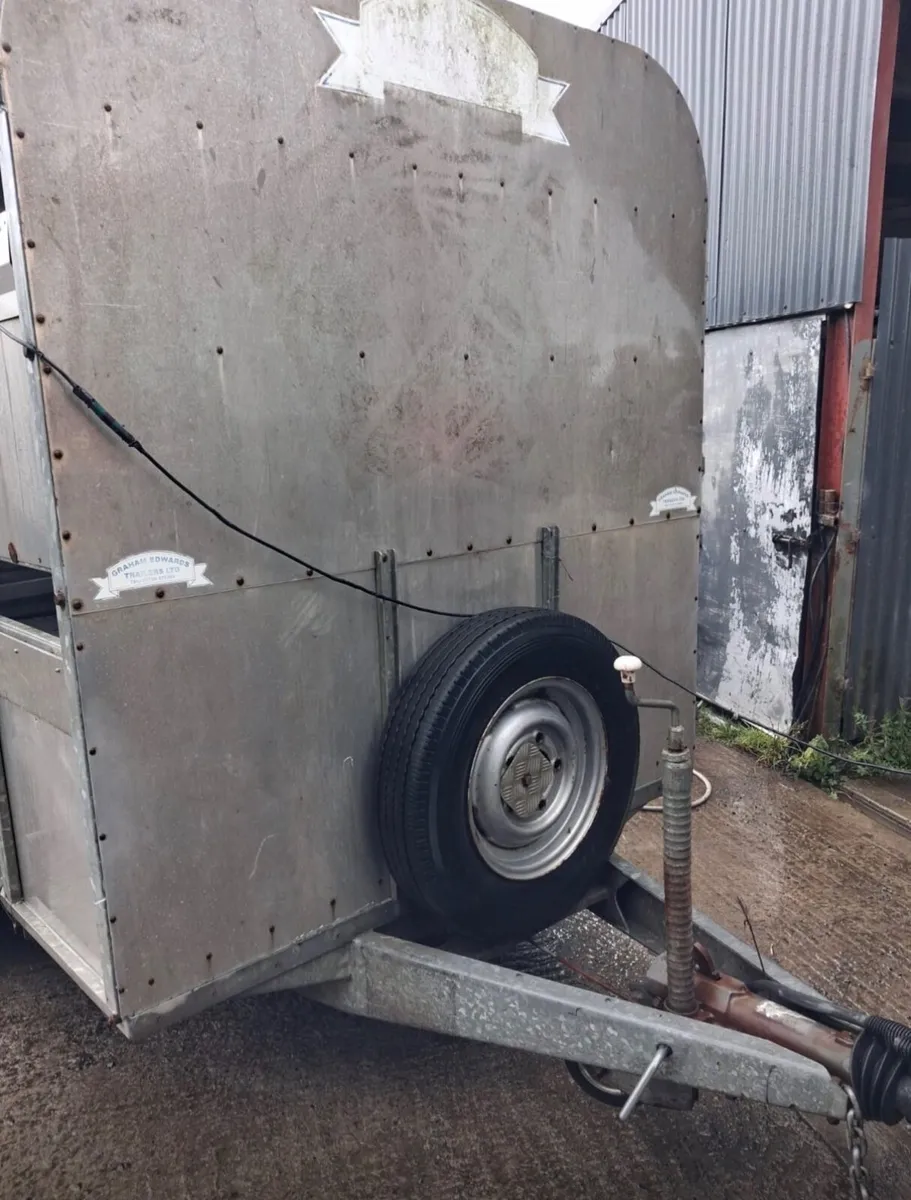 Cattle Trailer Tri Axel for Sale - Image 2