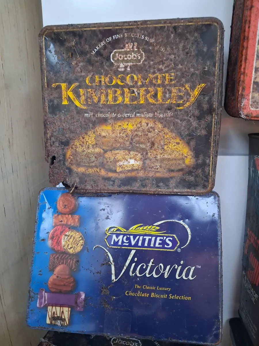 Vintage Oil Tins & Biscuit Tins. - Image 3