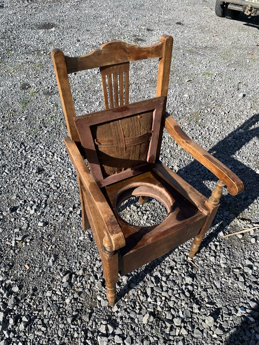 Toilet chair - Image 1
