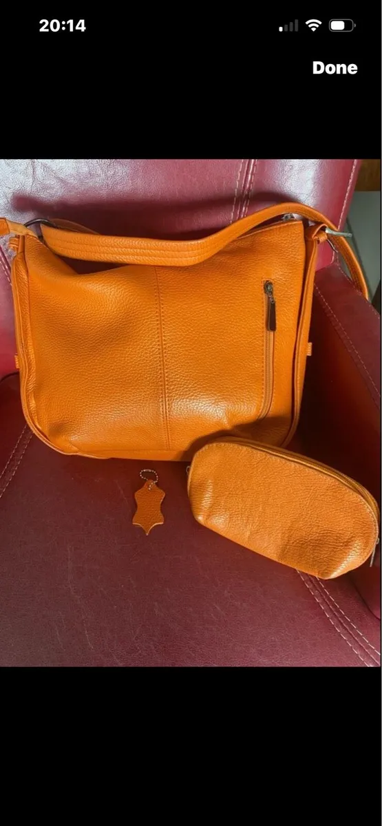Quality Leather Shoulder Bag & Purse - Image 1