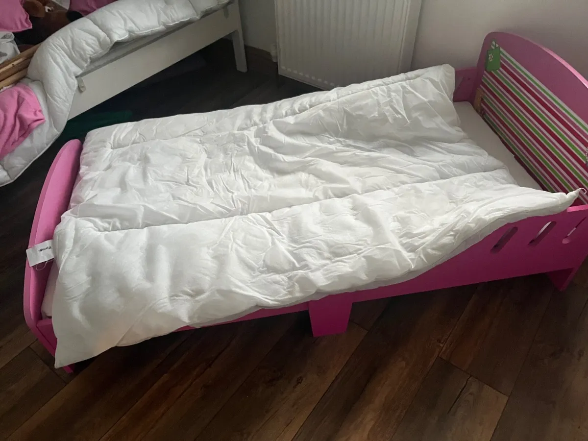 Child’s bed - Image 2