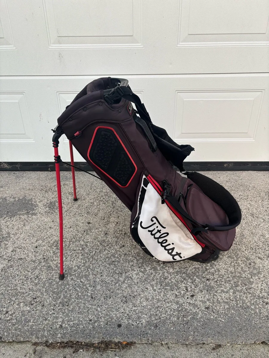 Titleist Players 4 Golf Carry Bag - Image 2