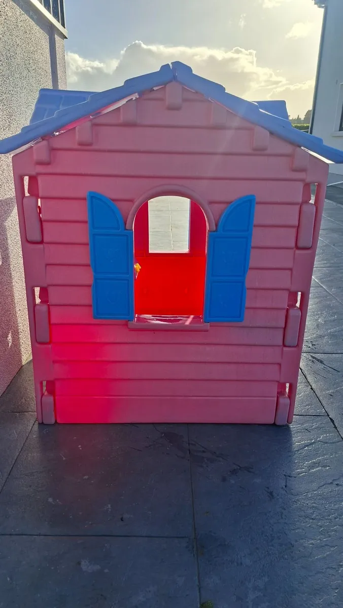 Little Tikes Play house / Country Cottage - Image 2