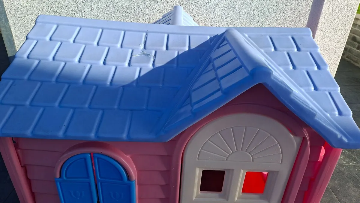 Little Tikes Play house / Country Cottage - Image 4
